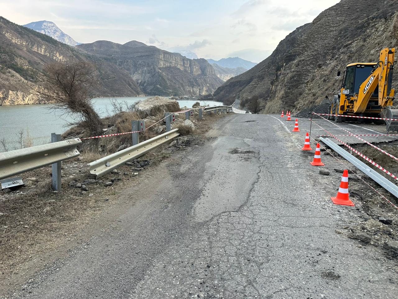 В Дагестане начался ремонт дороги к Карадахской теснине